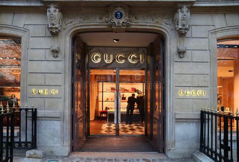 gucci flagship paris|gucci handbags department stores.